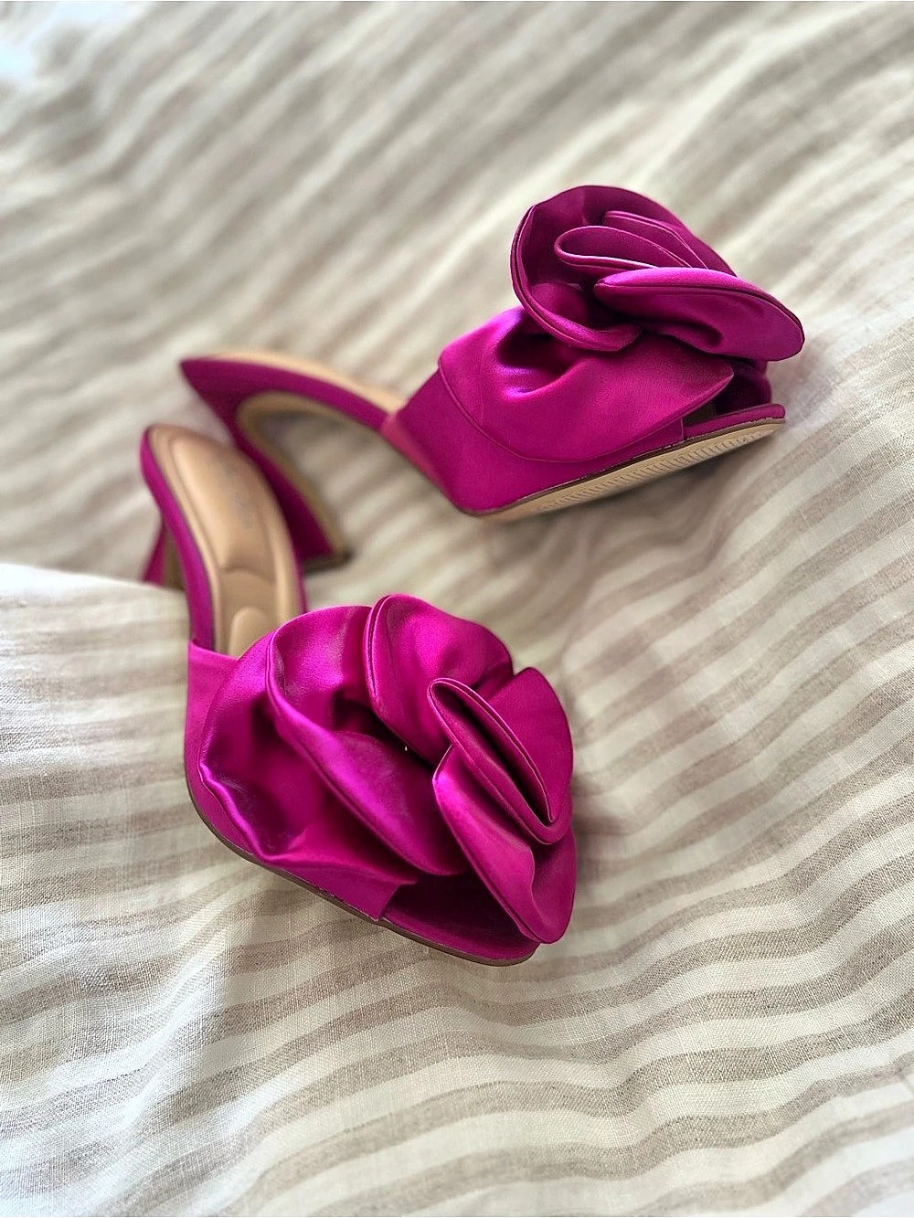 Charles by Charles David Bow Detail Heels in magenta Size US 7 - Picture 2 of 4